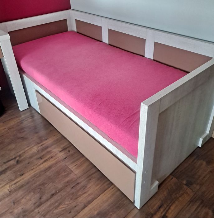 Sprzedam łóżko dziecięce