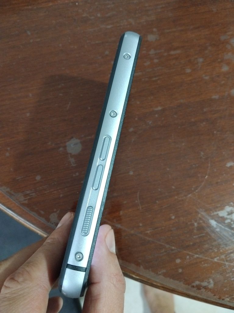CAT-S62. 4-128       .