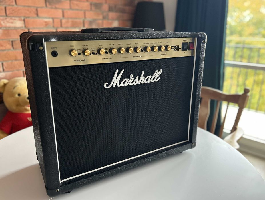Marshall DSL40C + footswitch