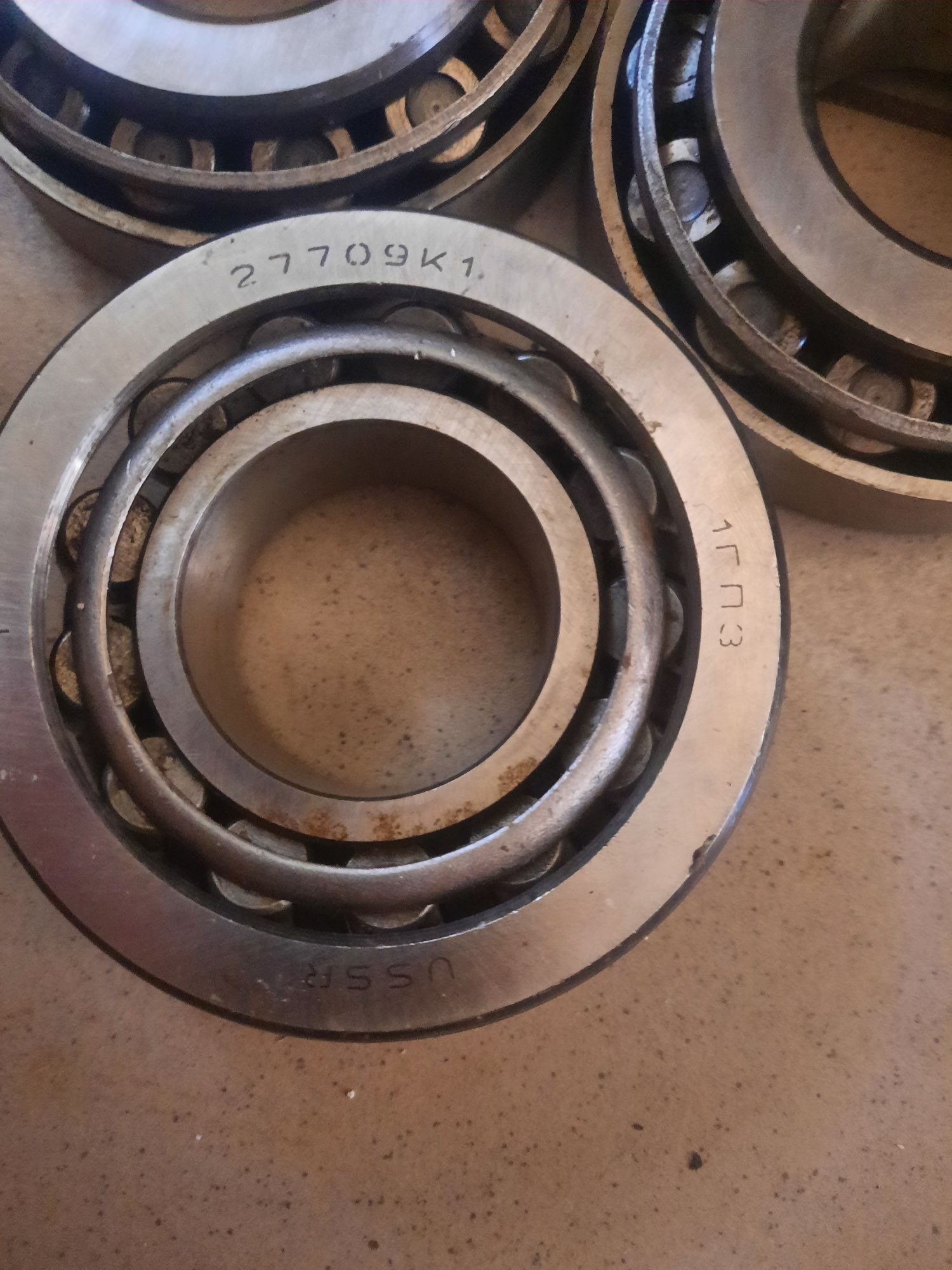 Продам підшипніки 27709 зил газ урал камаз
