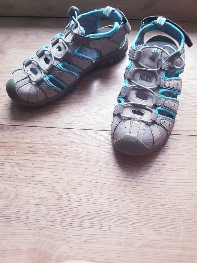 Sandaly damskie marki Hi-Tec rozmiar 38