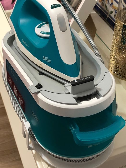 Ferro de engomar de caldeira Braun