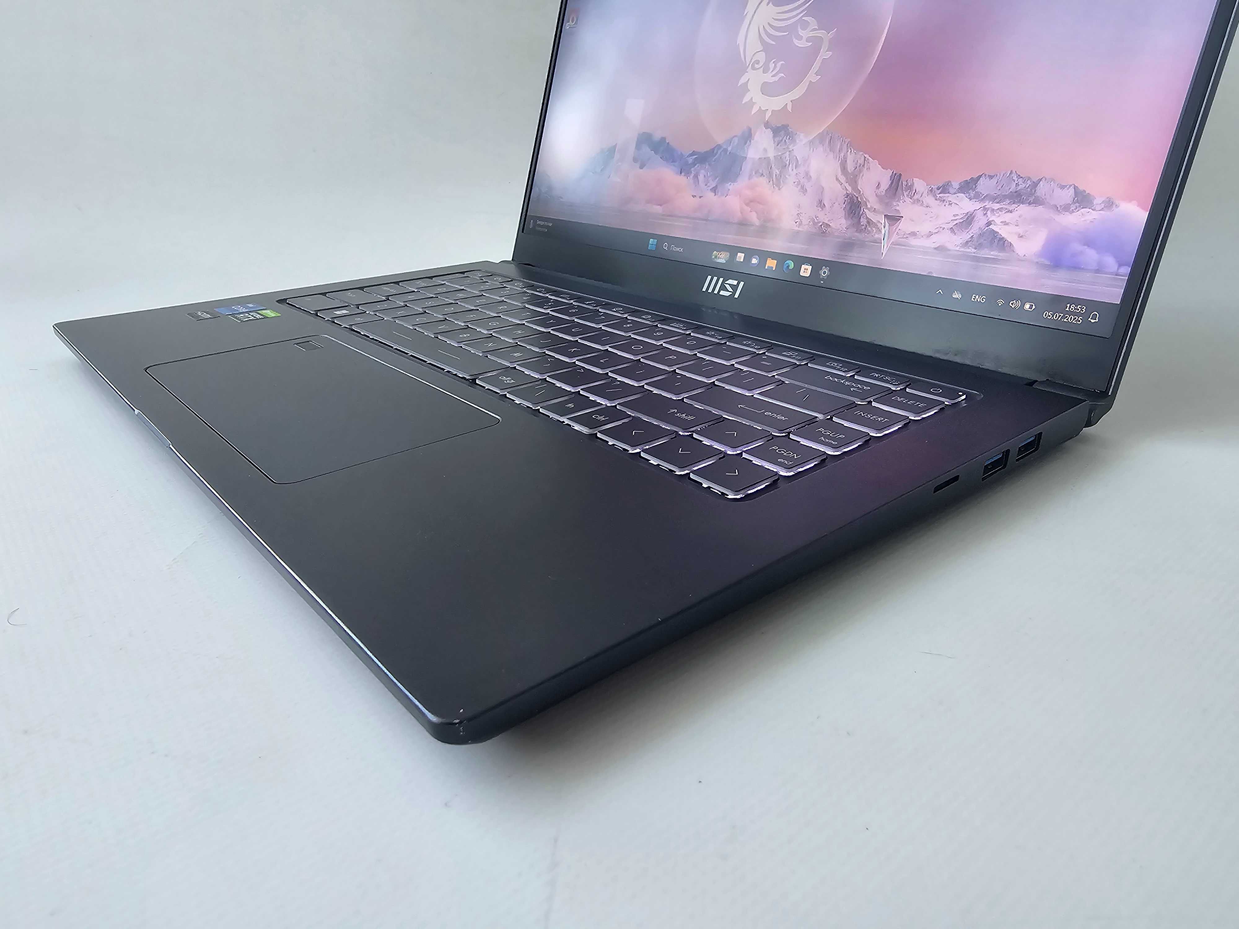 MSI Prestige 15 A12UD I7 1260P/RTX 3050TI/RAM 16GB/SSD 256GB/WIN 11