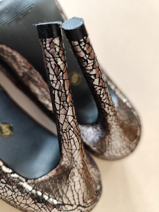 Sapatos prateados de salto alto - Atmosphere (Tam. 37)