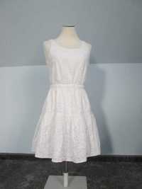 Biała bawełniana rozkloszowana sukienka z odkrytymi plecami