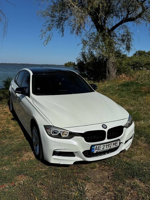 Продам BMW 320i 2015р