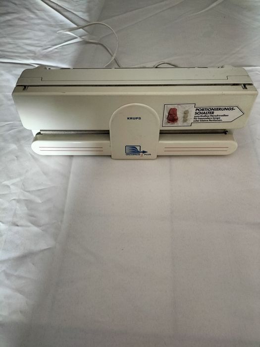Máquina de embalar a vácuo KRUPS Vacupack Plus – em ótimo estado