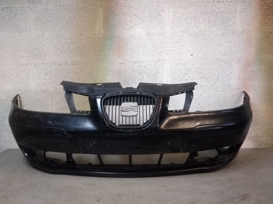 Vendo Para-choque de frente Seat Ibiza  ano 2002 /04