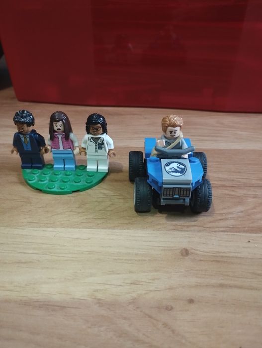 LEGO jurasic zestaw nr 75937