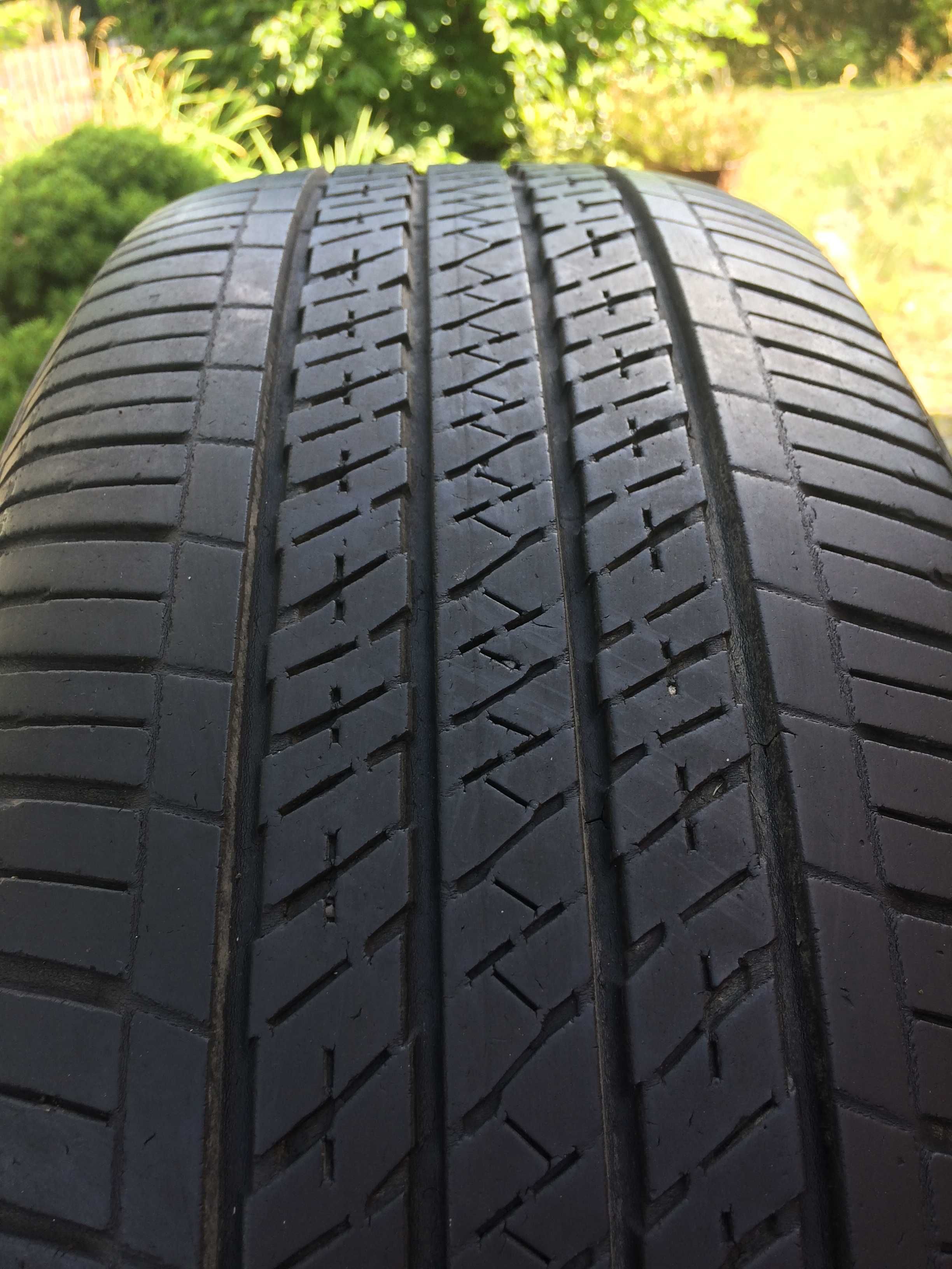 Bridgestone Ecopia HL 422 plus 235/55r18 100H