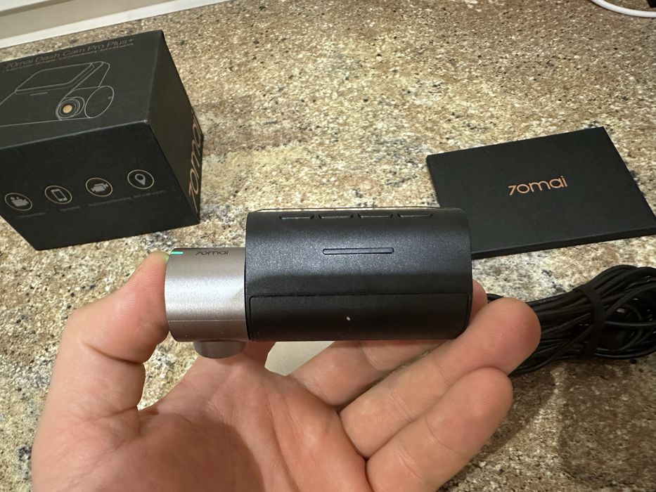 Відеореєстратор 70mai Dash Cam Pro Plus+ A500S vs нова акб