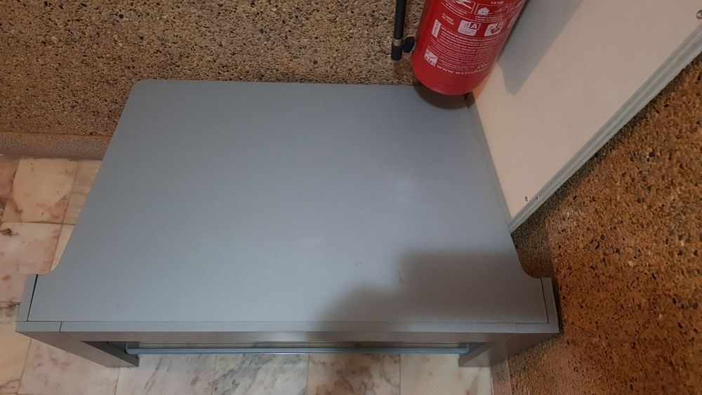 Vendo móvel de tv.