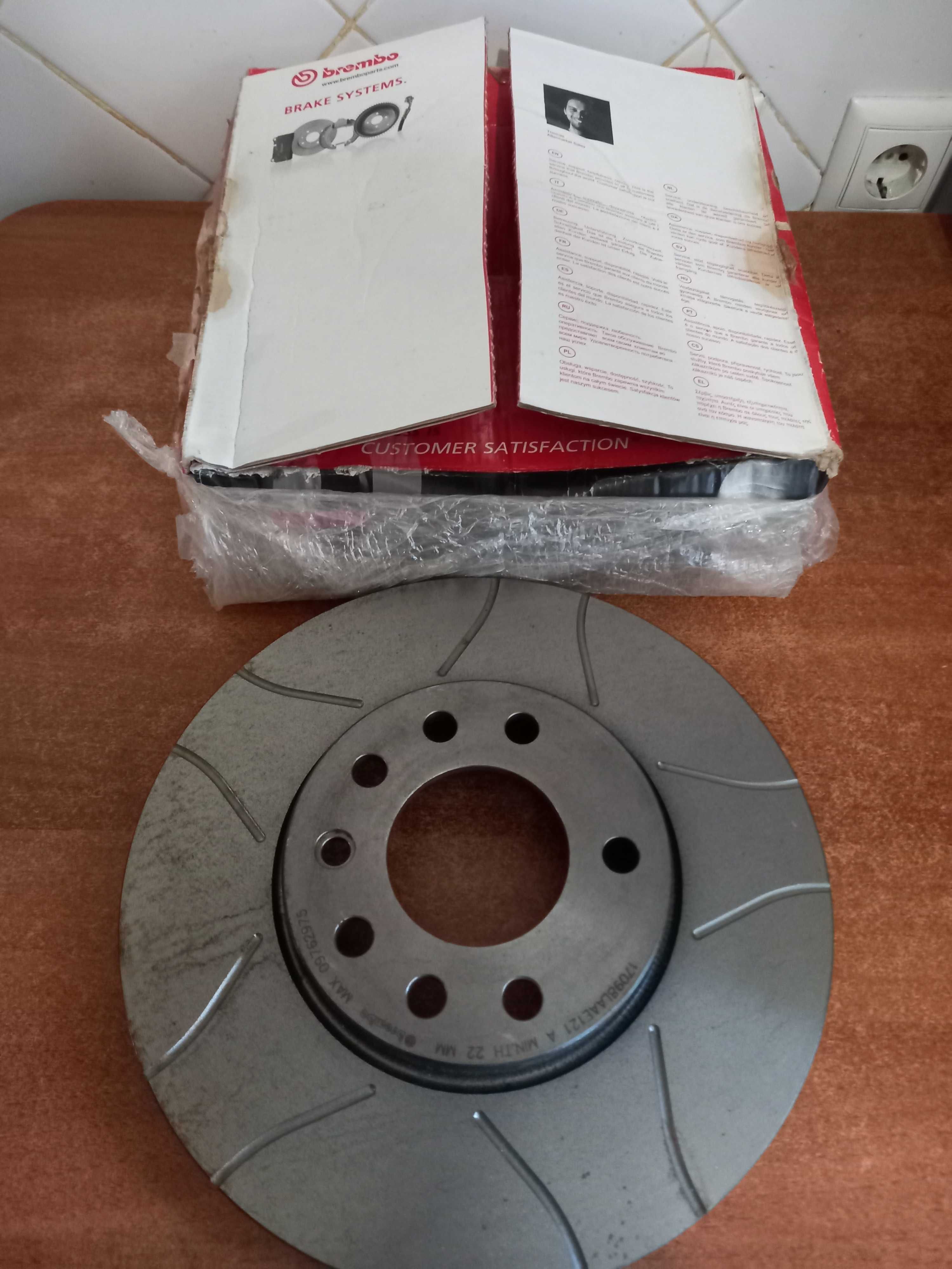 Диск тормозной передний BREMBO (Италия) 09.7629.75
