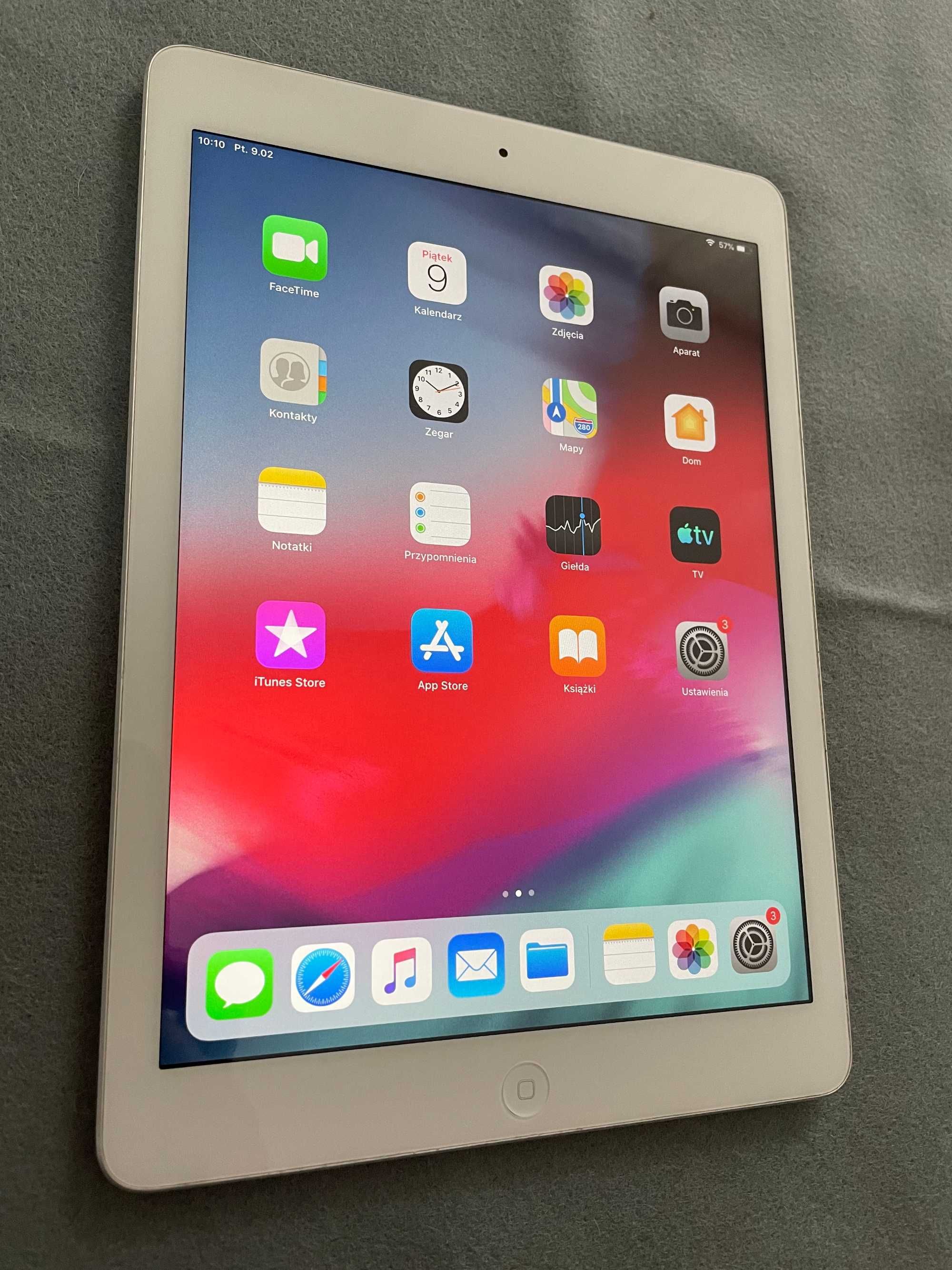 IGŁA iPad Air 16GB wifi srebrny - ekran jak nowy