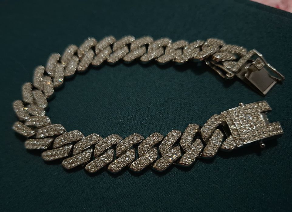 Стильні, шикарні прикраси