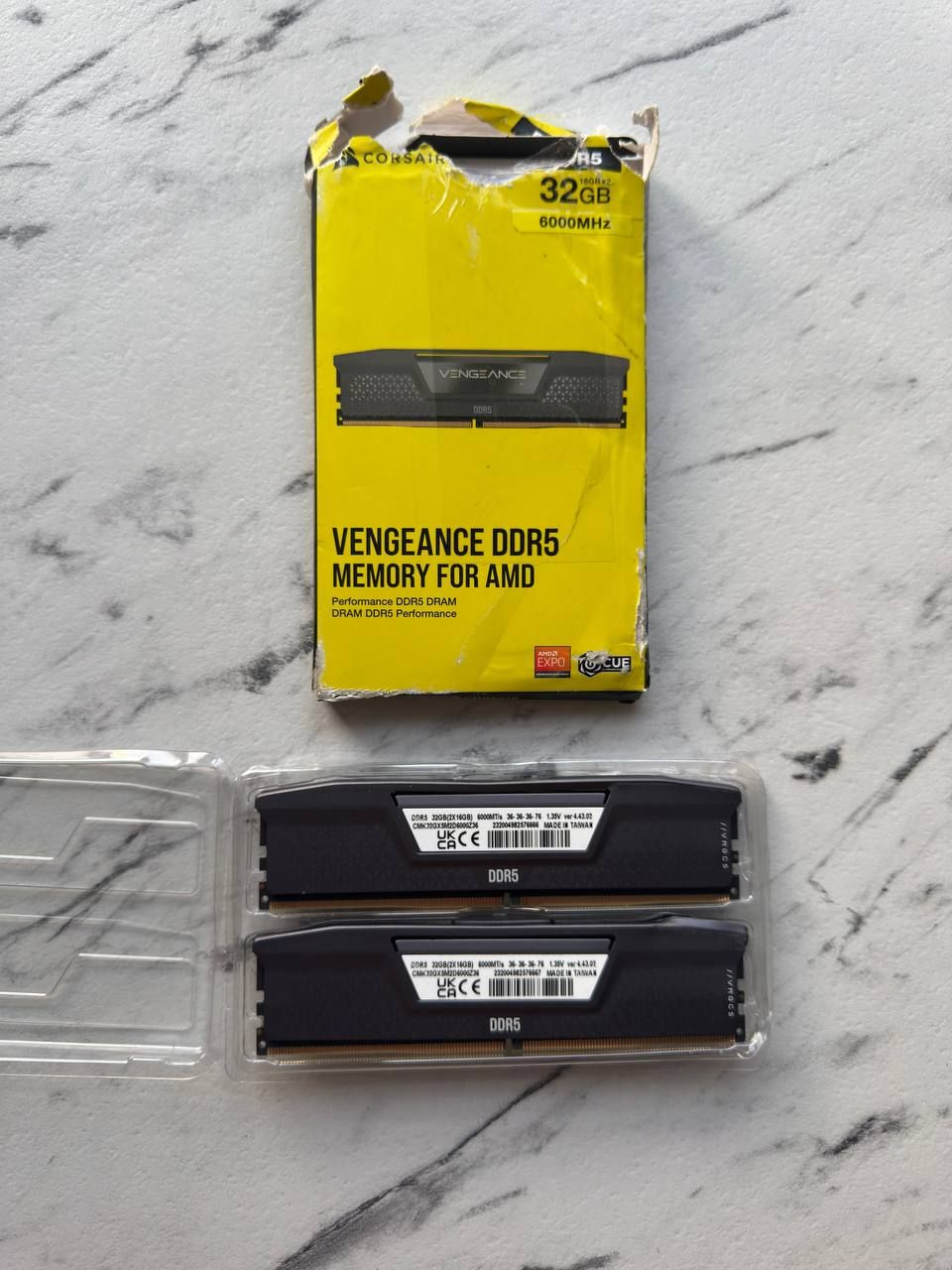 Оперативна памʼять Corsair VENGEANCE DDR5 2×16GB 6000MHz CL36 EXPO