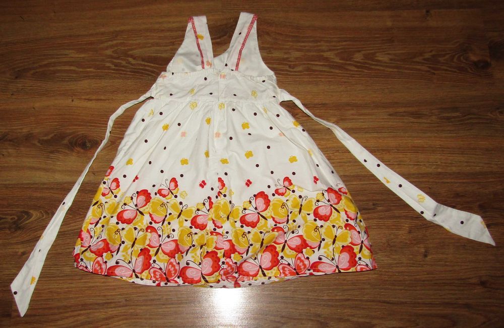 Rozm. 104 - sukienka na ramiączkach