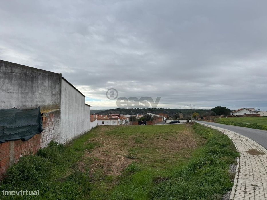 Terreno urbano com 1890m2, Jungeiros, Aljustrel