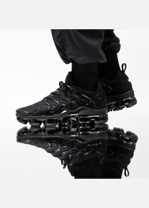 Кроссовки Nike Air VaporMax Plus Triple Black 924453-004