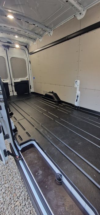 Zabudowa , podłoga , ściany Transit L4H3 2024 nowa