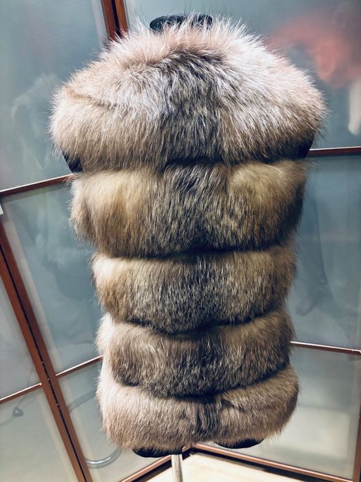 Kamizelka Handmade z Naturalnego Futra Lisa  Rozmiar M