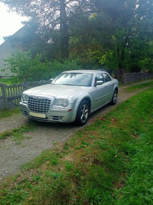Chrysler 300C 3.0CRD 2010r mega doinwestowany