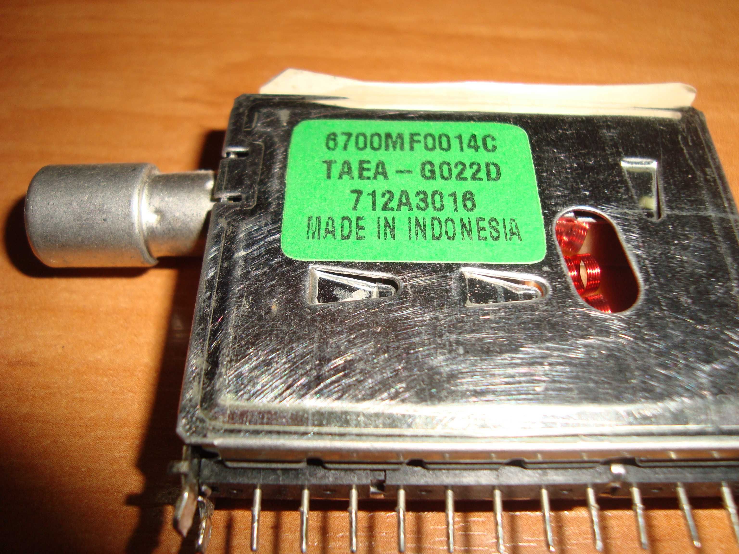 Тюнер для TV ECA33LX1 ENV59D72G3 UV1316E/A1-4 TAEM-G602D TECC2949VG28B