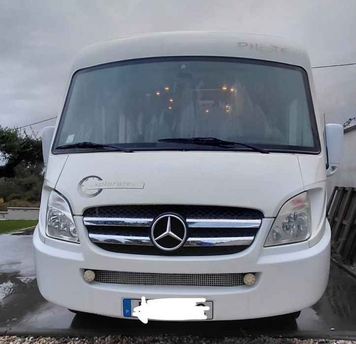 Autocaravana integral Mercedes Pilote