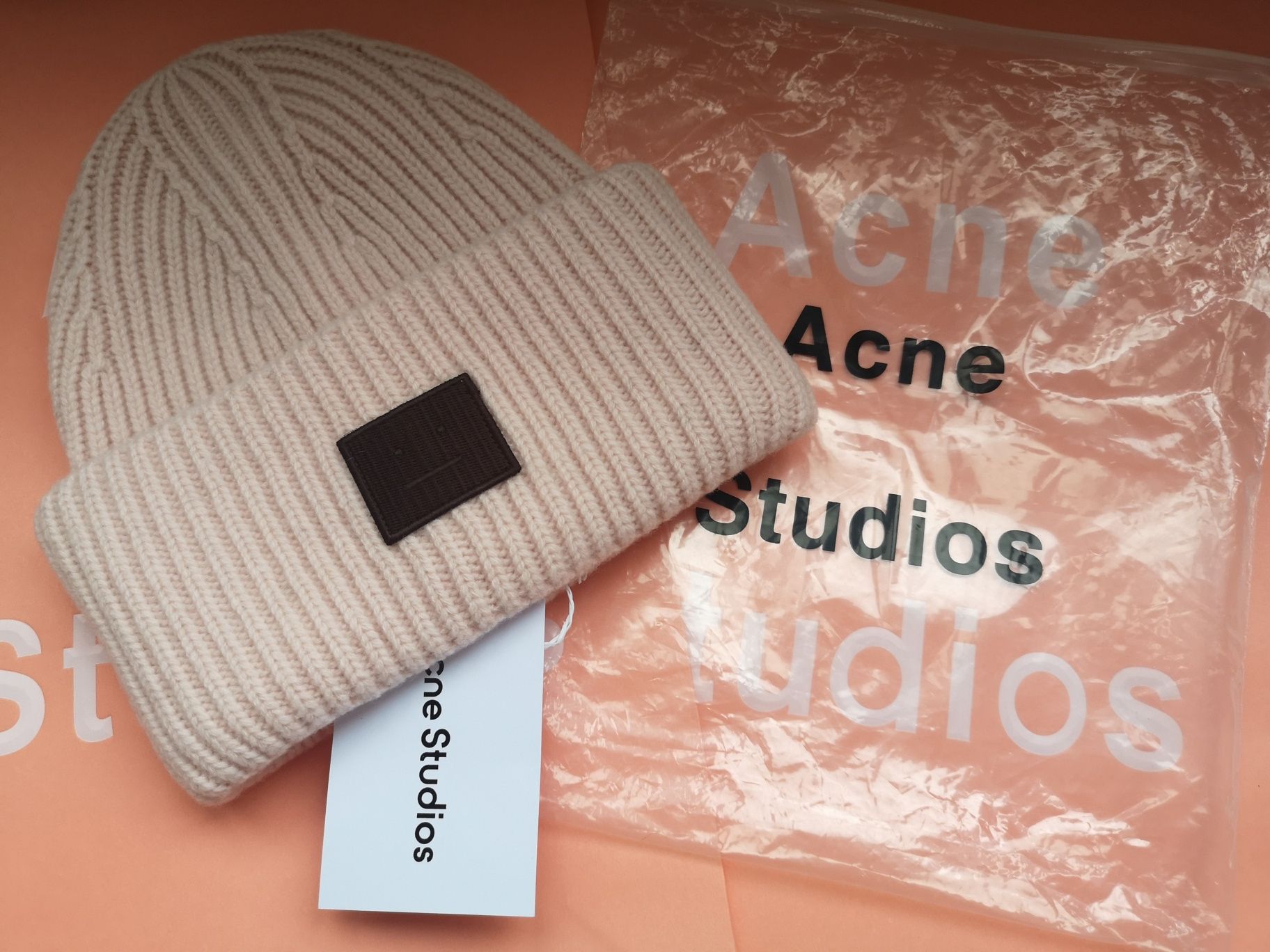 Acne Studios new шапка шерсть 100%