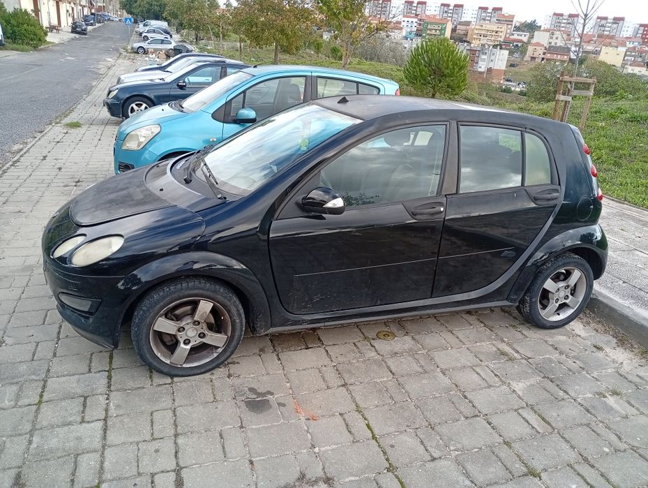 Smart for fur a diesel a trabalhar e a andar para peças não tem docume