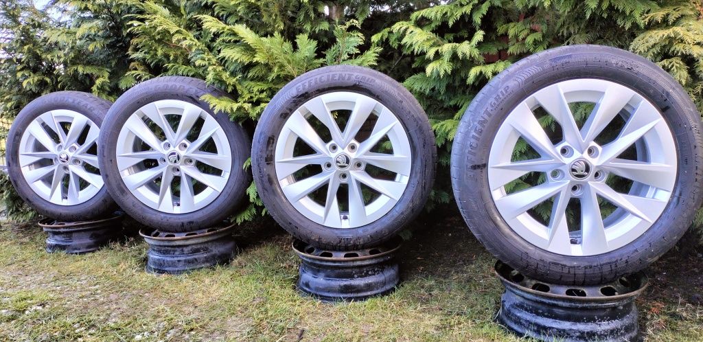 Felgi Oryginał Skoda Octavia SuperB 7Jx17 ET46 5x112 5E3 Opony Lato