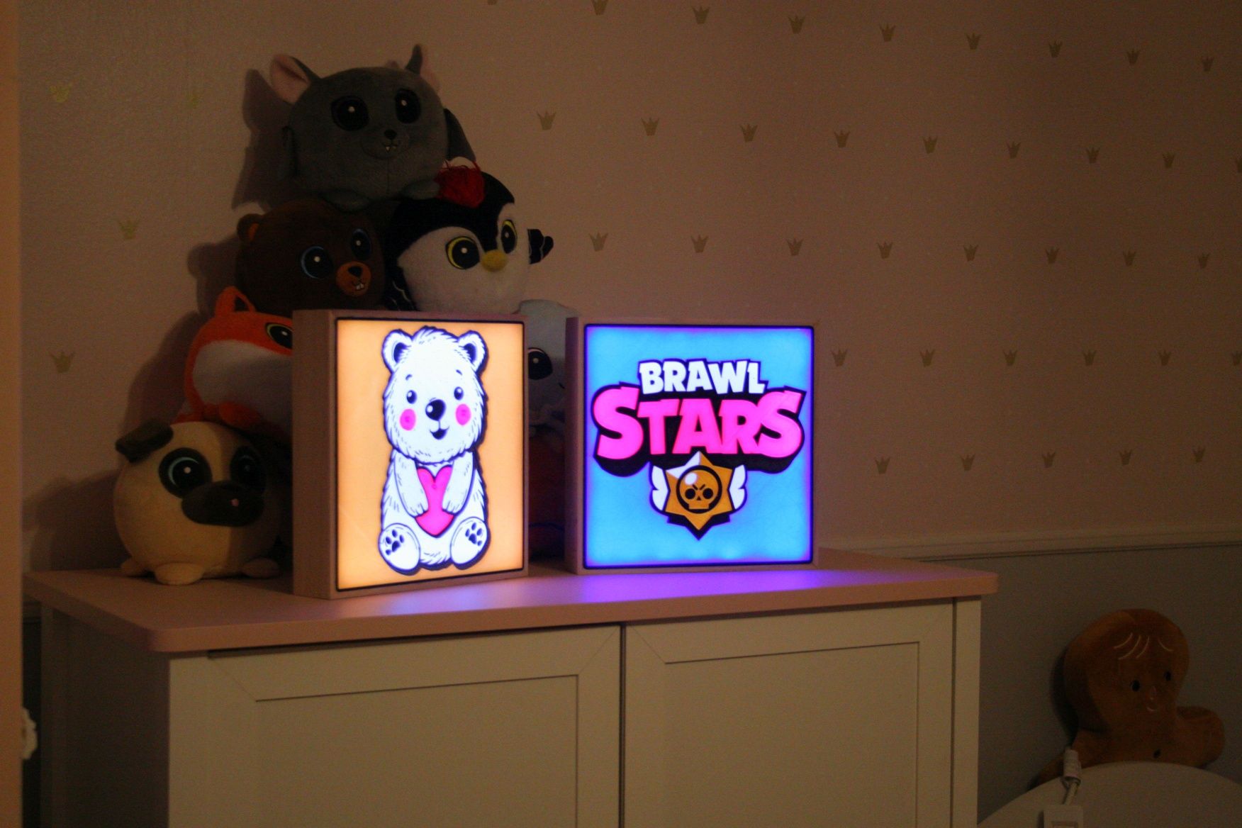Lampa ozdobna NeonLED z pilotem - Mario