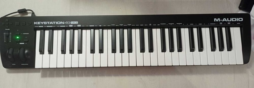 Міді клавіатура Keystation 49 МК3