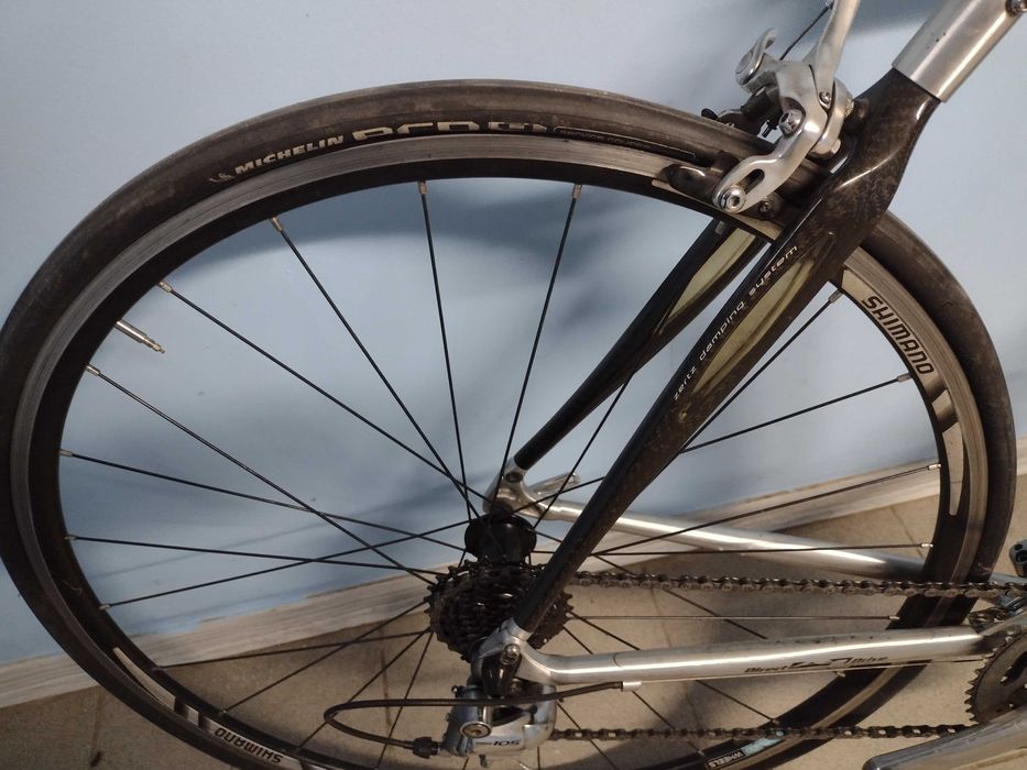 Sportowy rower szosowy SPECIALIZED Sequoia