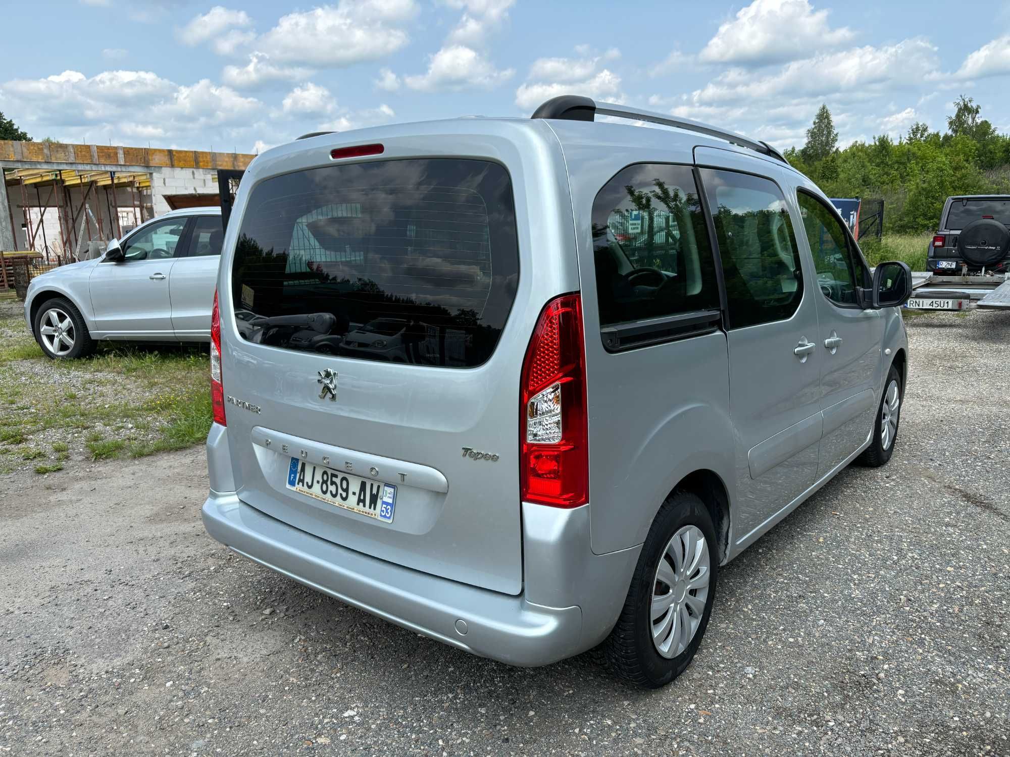 Peugeot Partner 1.6 hdi 90km 2009r 5 miejsc Klima Ładne Opony Warto