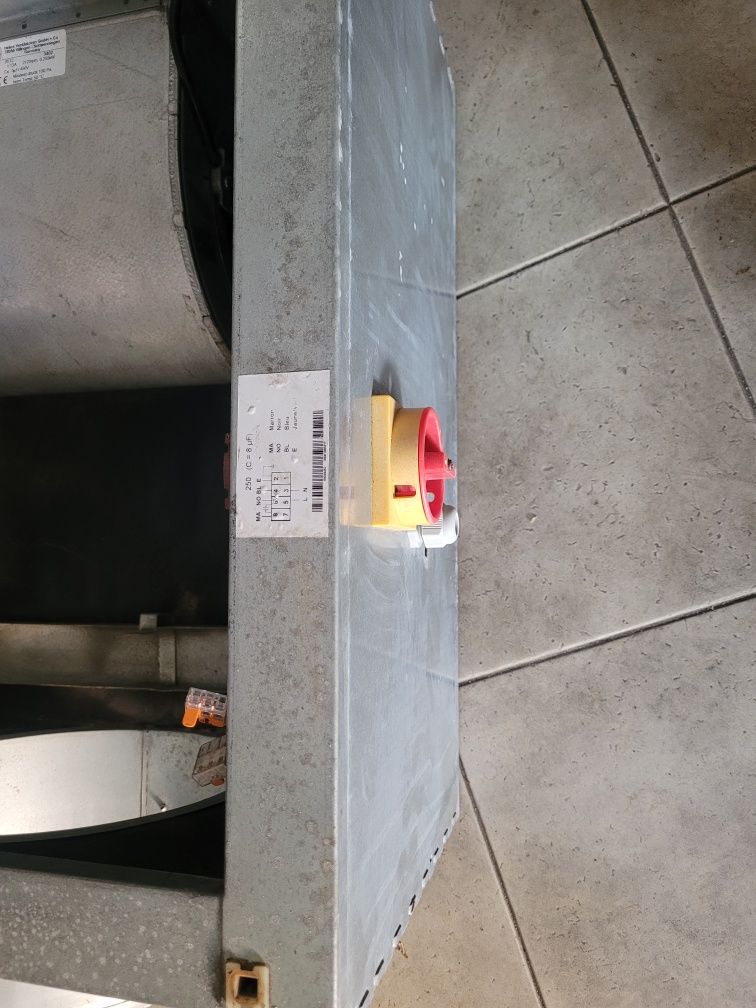 Ventilador com caixa