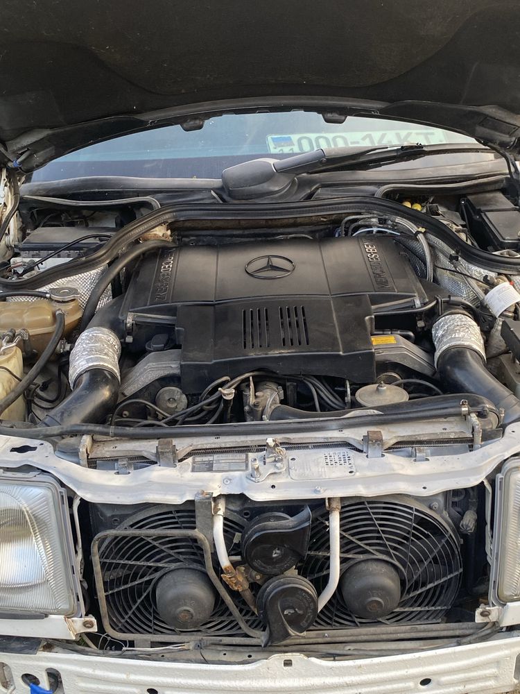 Продам Мерседес w124 5.0 Lorinser