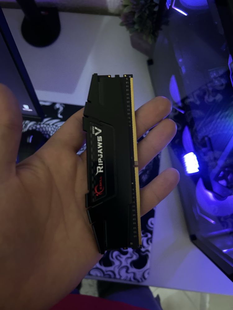32gb (4x8) G.SKILL ddr4 3600Mhz CL18