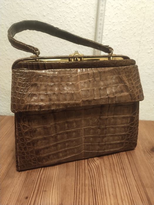 Винтажная сумка из натуральной кожи крокодила 50-60г