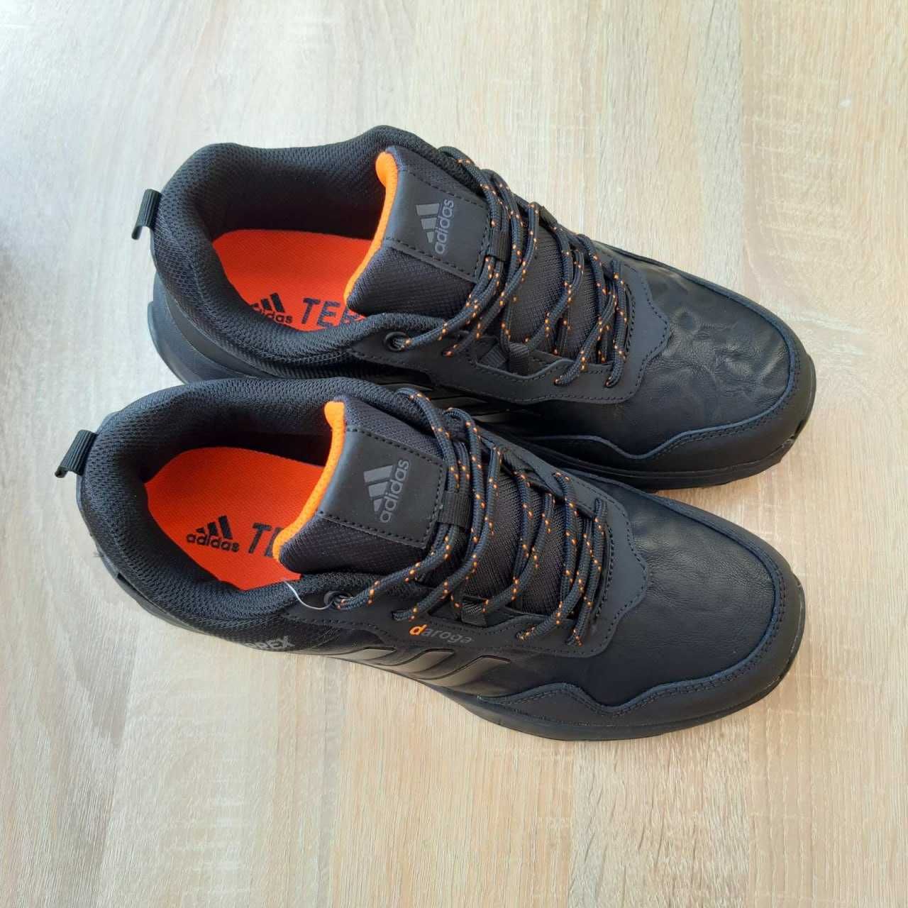 Чоловічі кросівки Adidas Terrex чорні з помаранчевим 11357 ЗНИЖКА