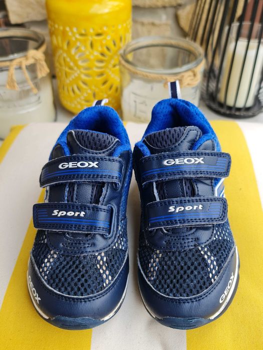 Buty dziecięce Geox r. 30 świecące