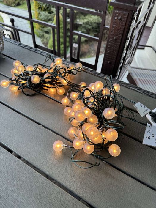 Новоррічні прикраси, ялинка, гірлянди, новорічний декор