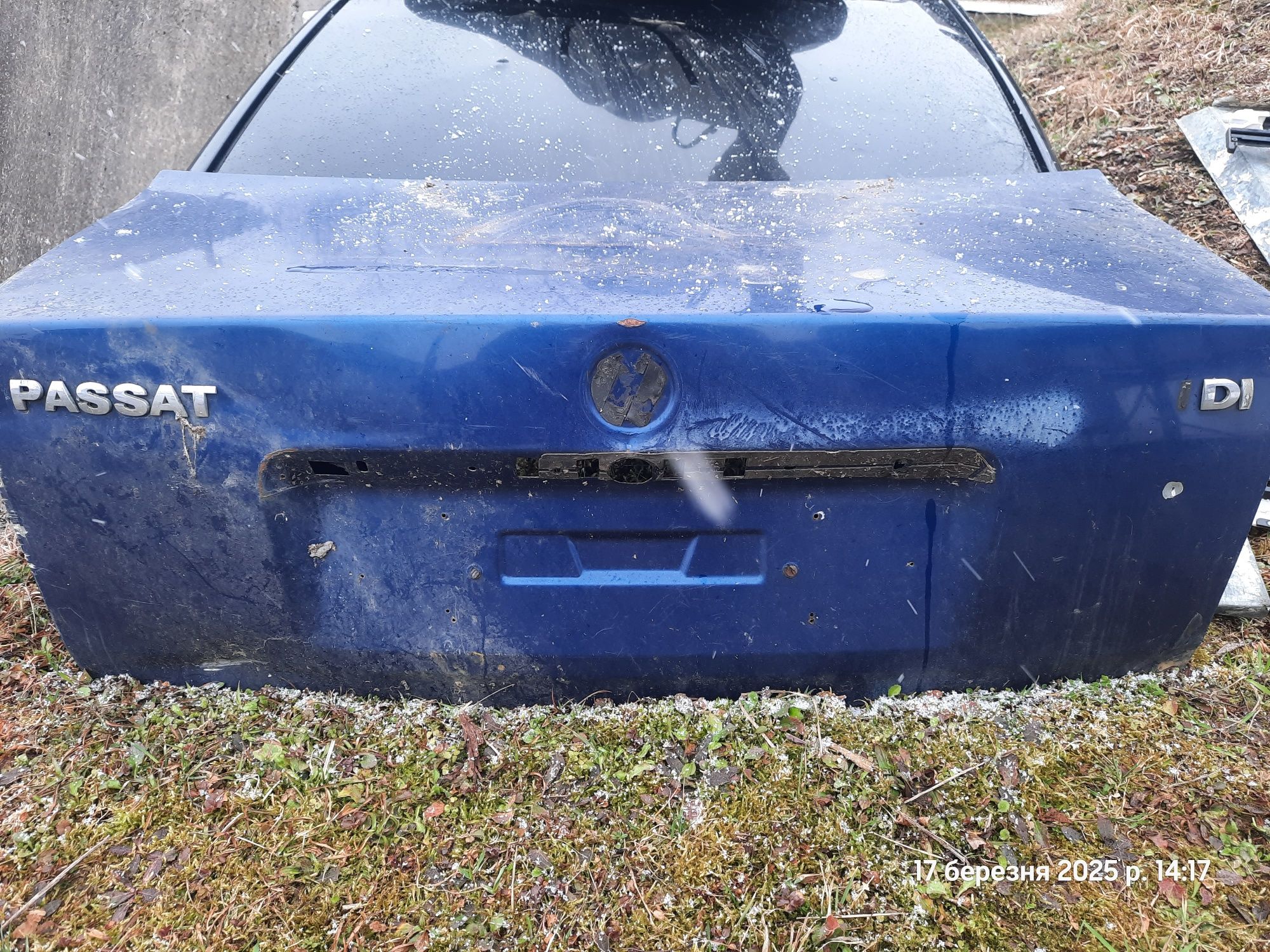 Задня кришка багажника Volkswagen Passat B5