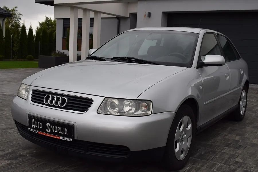 Audi A3 1,6Mpi 102Konie Klimatyzacja Felgi 16 Bardzo ładny Stan POLECAM