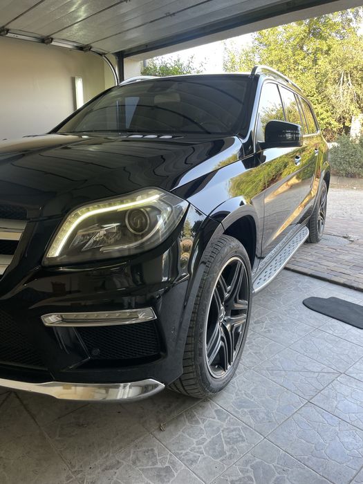 Хімчистка авто, полірування та нанесення твердого воску кераміки мийка