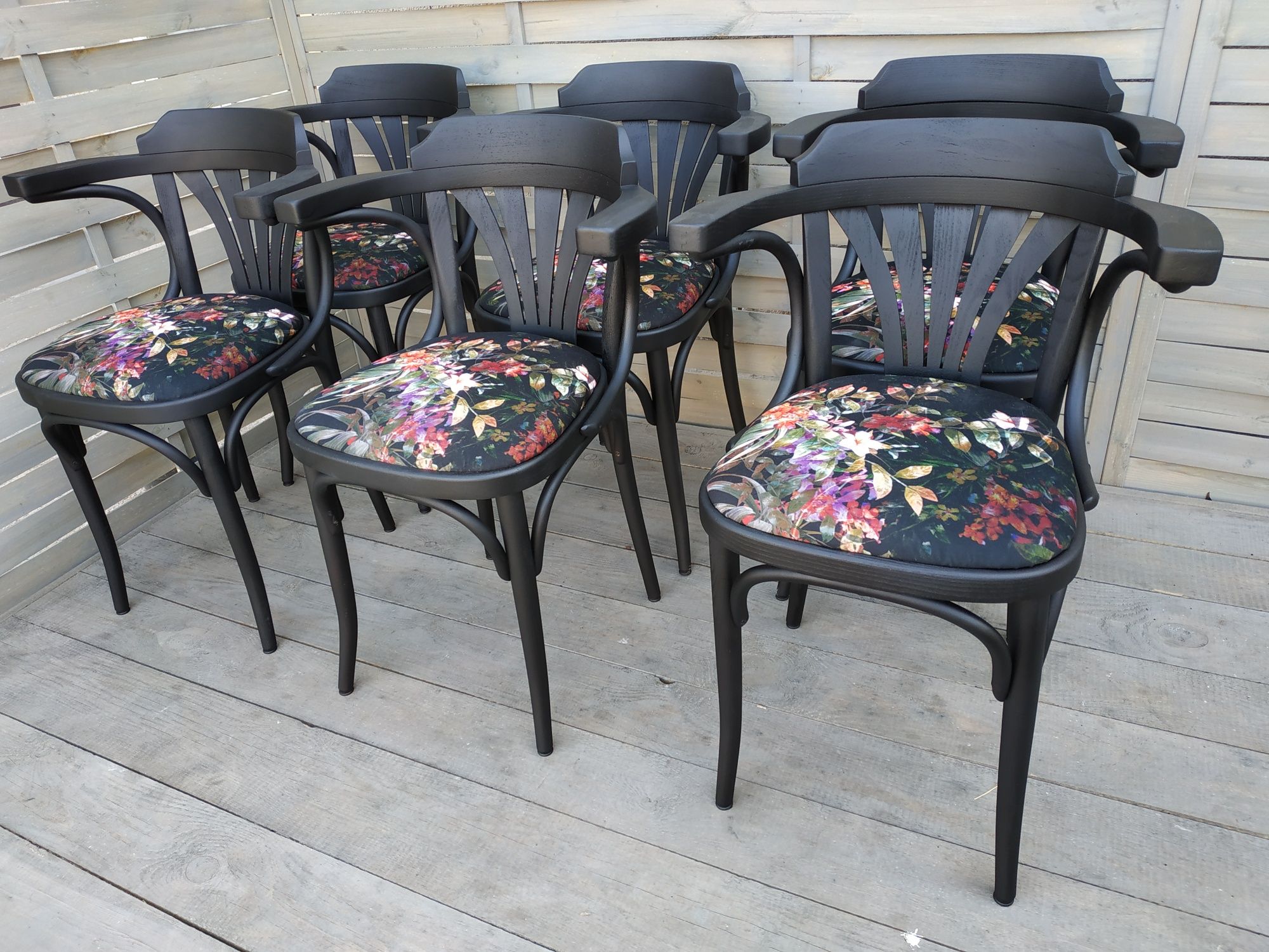 Krzesła czarne Thonet Vintage, LOFT 25szt.
