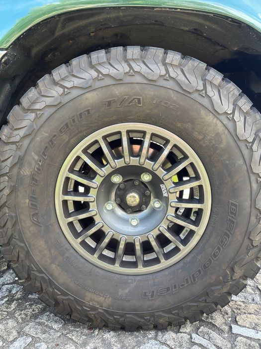 Toyota Land Cruiser HDJ 100