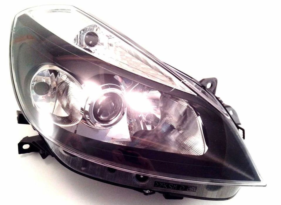 Renault Clio Iii 05-08 Reflektor Przedni Lampa Przednia NOWA