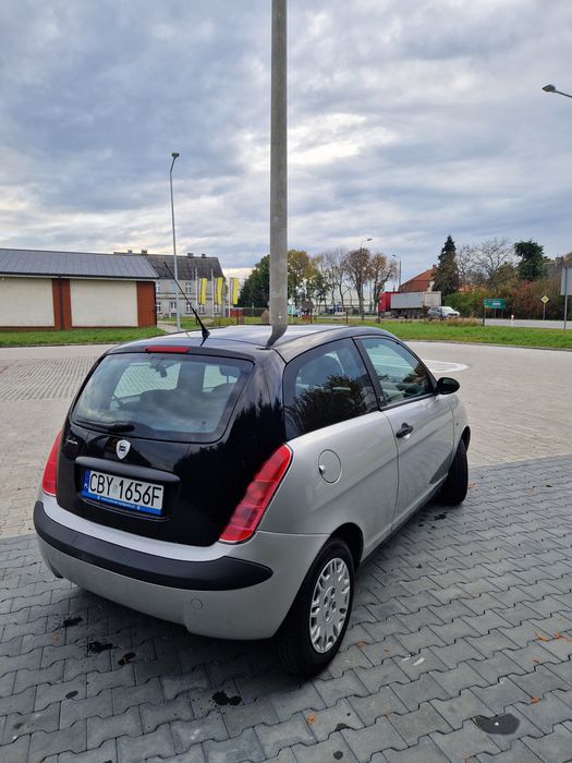 Lancia Ypsilon 1.2 benzyna • Klimatyzacja • 2 komplety opon •