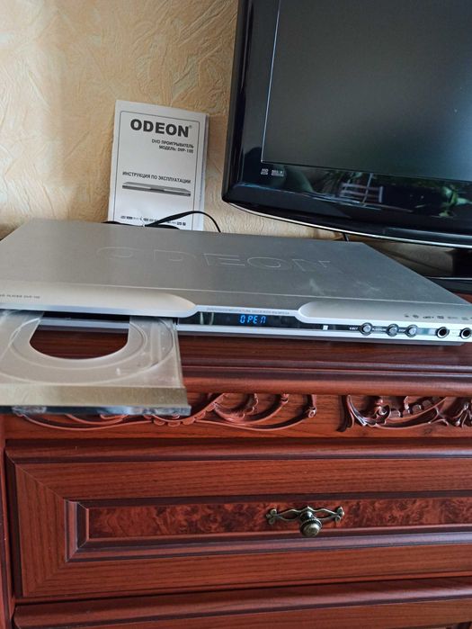 DVD проигрыватель ODEON